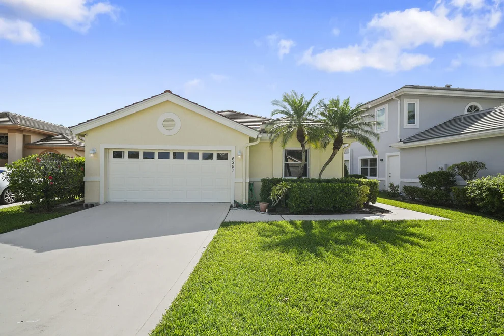 Unit for sale at 6291 Breckenridge Circle, Lake Worth, FL 33467