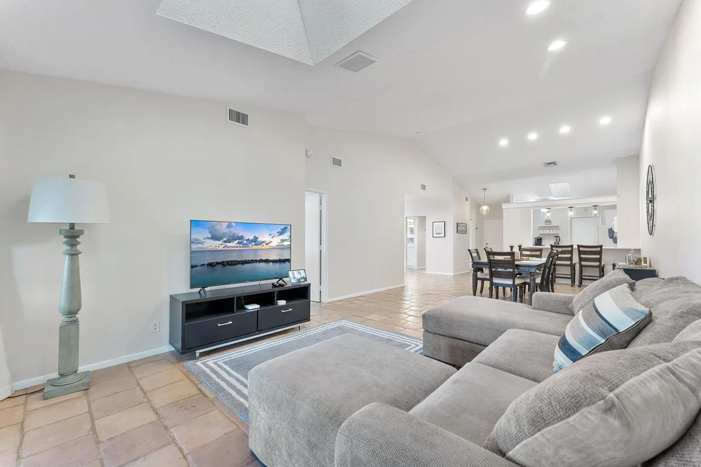Unit for sale at 5861 Sunswept Lane, Boynton Beach, FL 33437