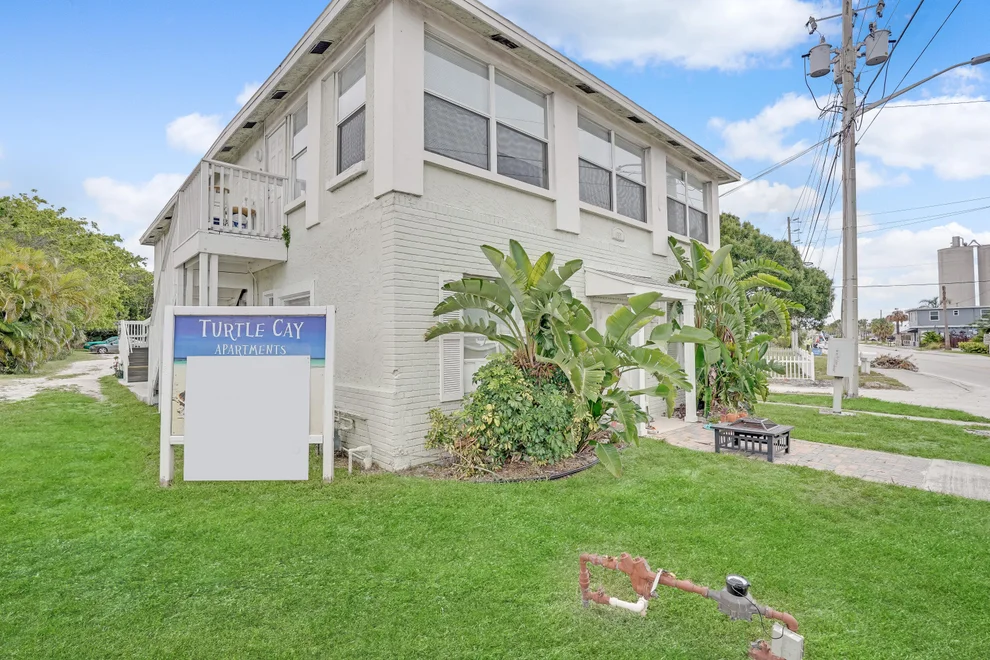 Unit for sale at 637 - 647 N 2nd N Street, Fort Pierce, FL 34950