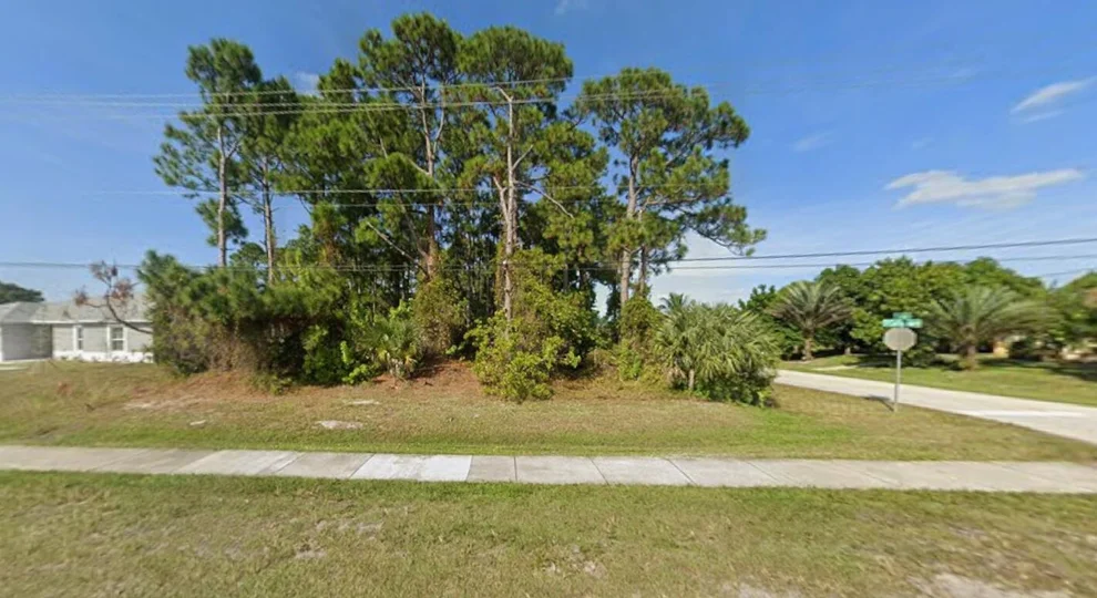 Unit for sale at 801 SW California Boulevard, Port St Lucie, FL 34953