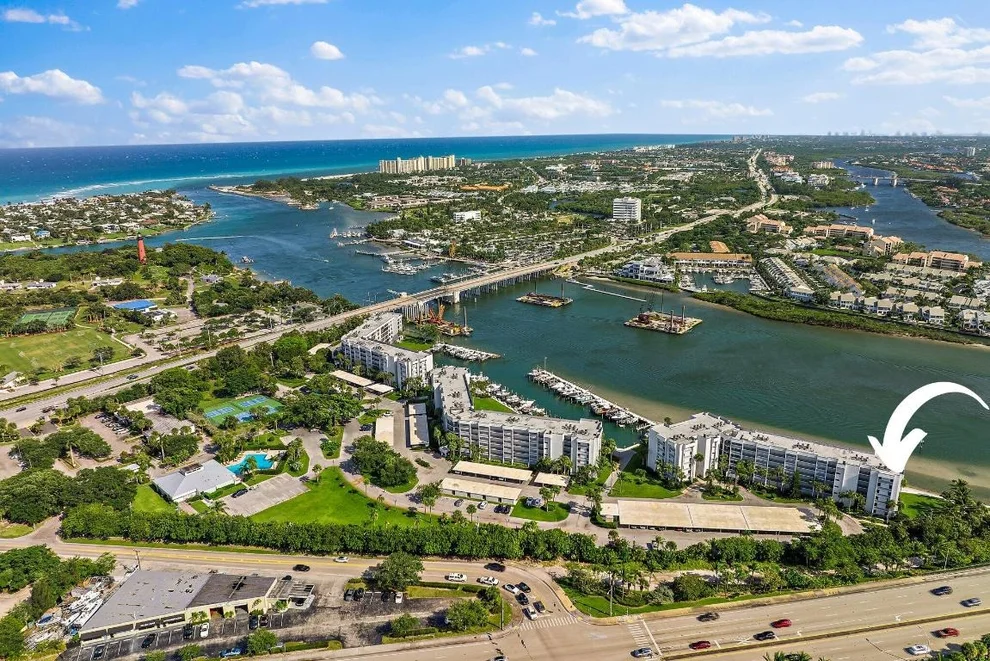 Unit for sale at 1542 Jupiter Cove Drive, Jupiter, FL 33469