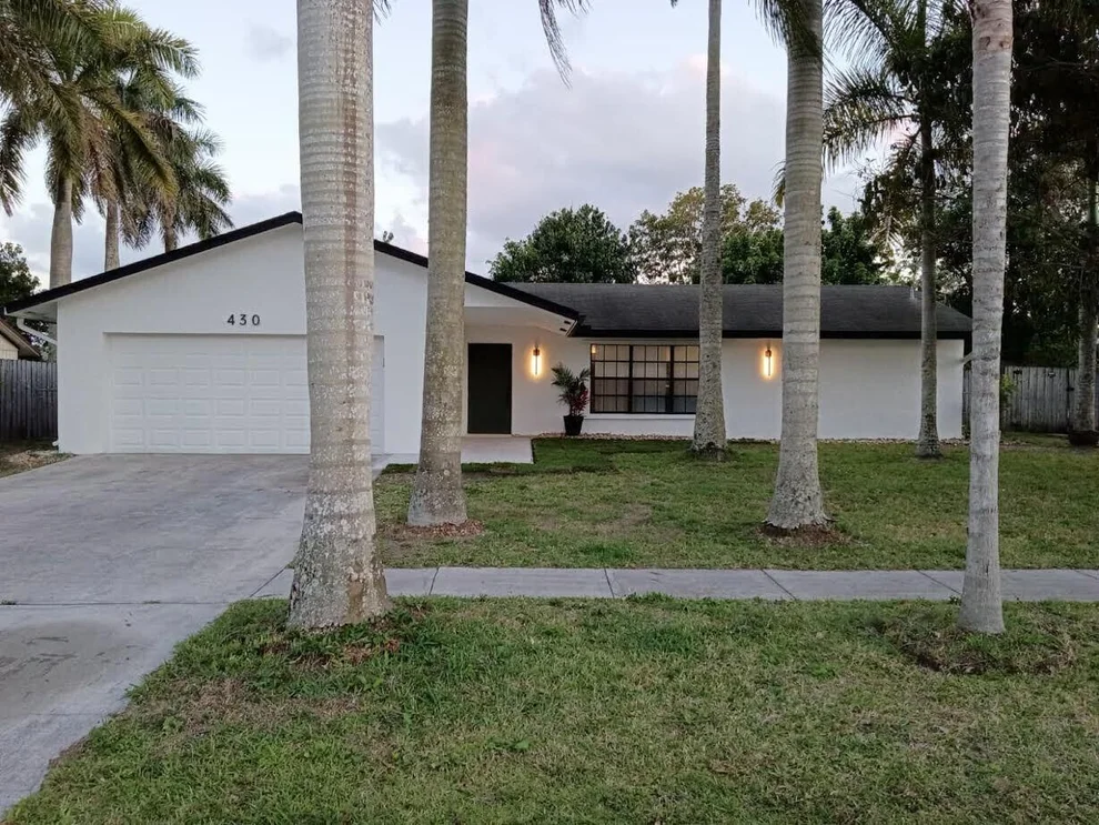 Unit for sale at 430 La Mancha Avenue, Royal Palm Beach, FL 33411