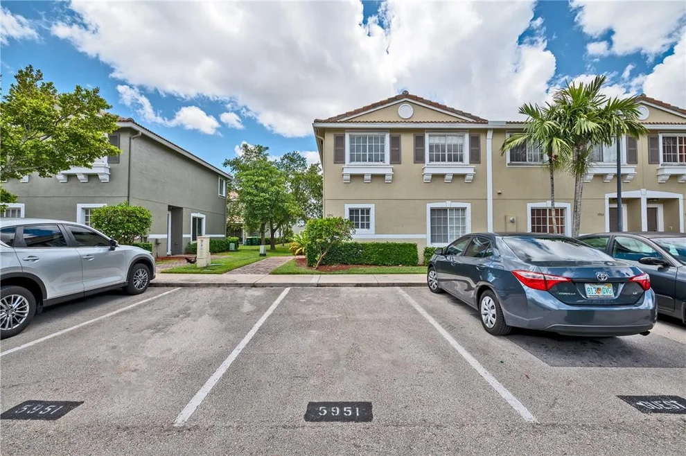 Unit for sale at 5951 Manchester Way, Tamarac, FL 33321