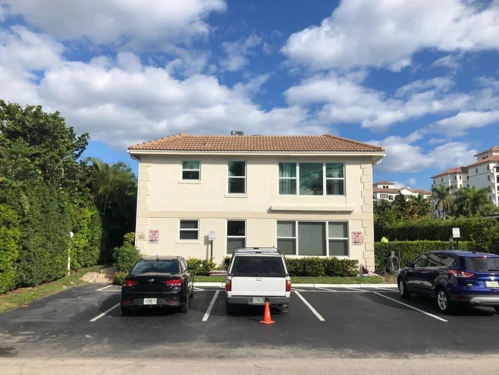 Unit for sale at 107 Inlet Way, Palm Beach Shores, FL 33404