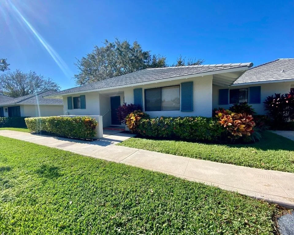 Unit for sale at 130 Club Drive, Palm Beach Gardens, FL 33418