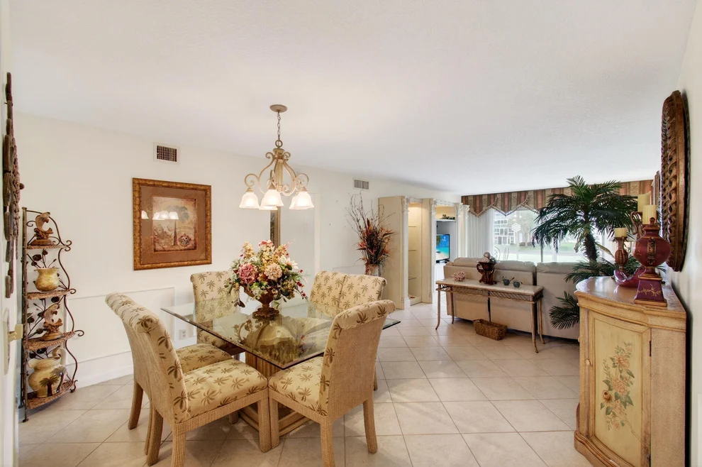 Unit for sale at 2902 Victoria Circle, Coconut Creek, FL 33066
