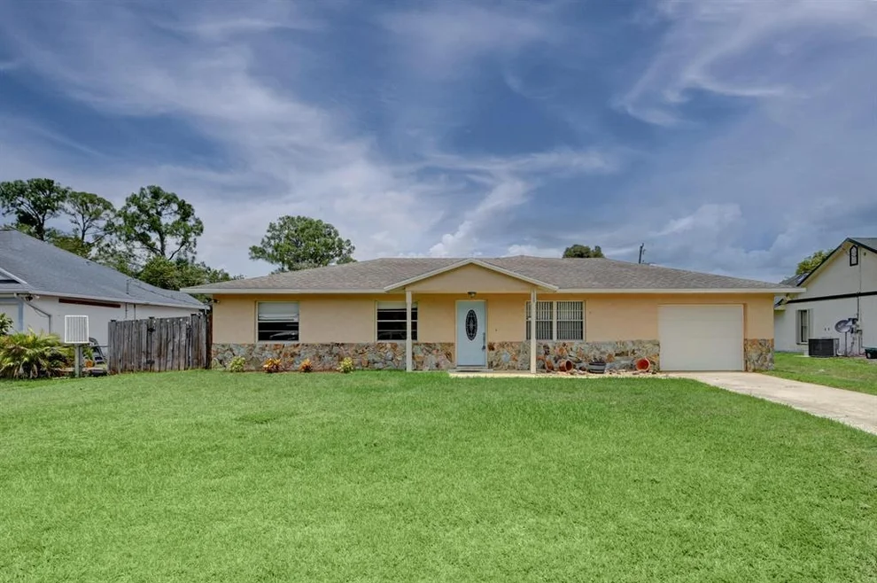 Unit for sale at 529 NW Riverside Drive, Port St Lucie, FL 34983