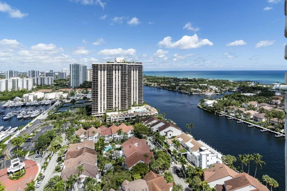 Unit for sale at 19355 Turnberry Way, Miami, FL 33180