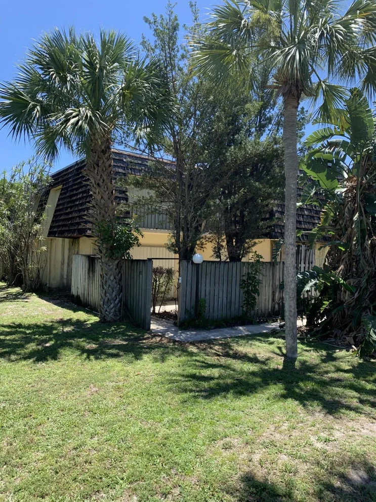Unit for sale at 1921 N Congress Avenue, West Palm Beach, FL 33401
