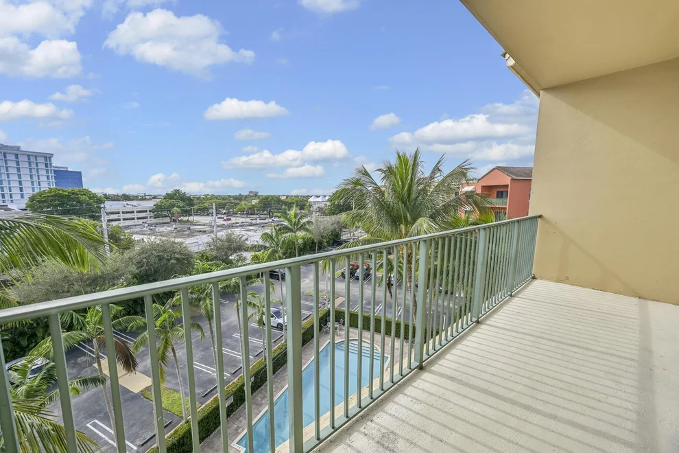 Unit for sale at 1650 Presidential Way, West Palm Beach, FL 33401