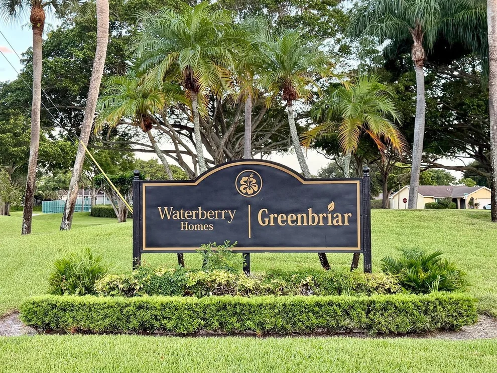 Unit for sale at 18117 102nd Way S, Boca Raton, FL 33498