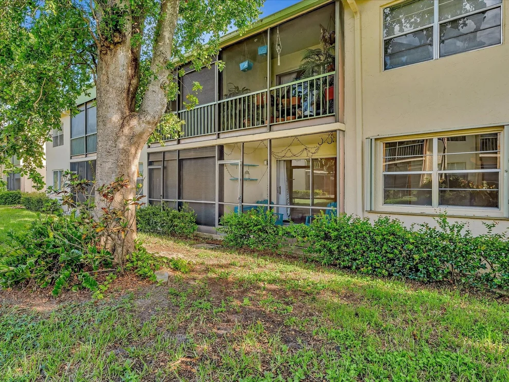 Unit for sale at 4165 NW 90th Avenue, Coral Springs, FL 33065