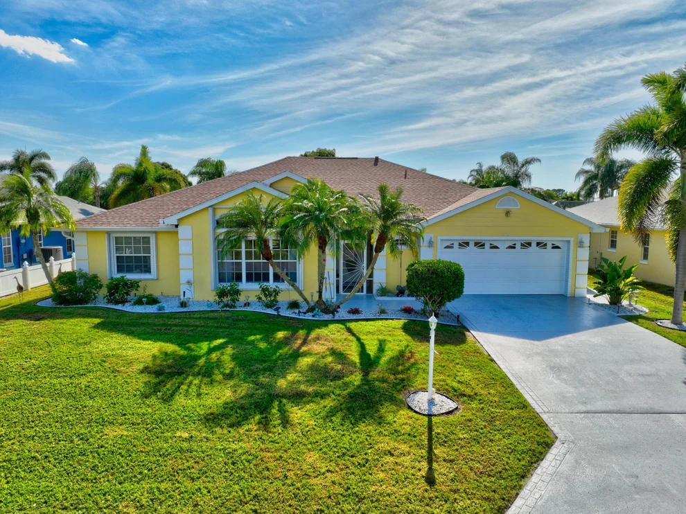 Unit for sale at 803 Sandburg Lane, Port St Lucie, FL 34952