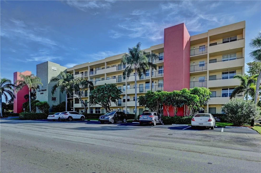Unit for sale at 2400 NE 10th Street, Pompano Beach, FL 33062