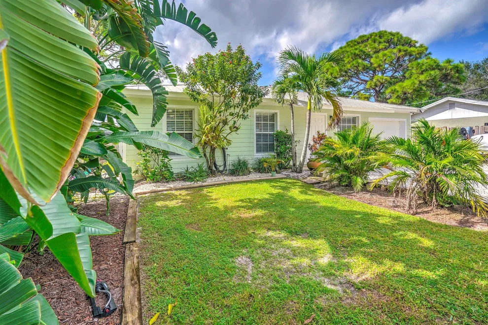 Unit for sale at 3419 W Lake Drive, Fort Pierce, FL 34982