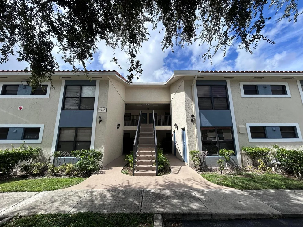 Unit for sale at 1525 Lake Crystal Drive, West Palm Beach, FL 33411