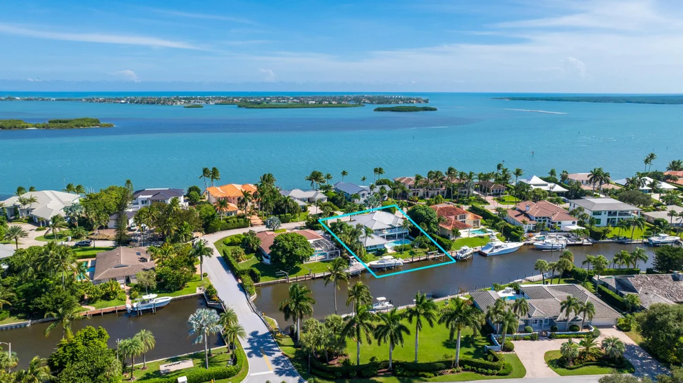 Unit for sale at 7 Island Road, Sewalls Point, FL 34996