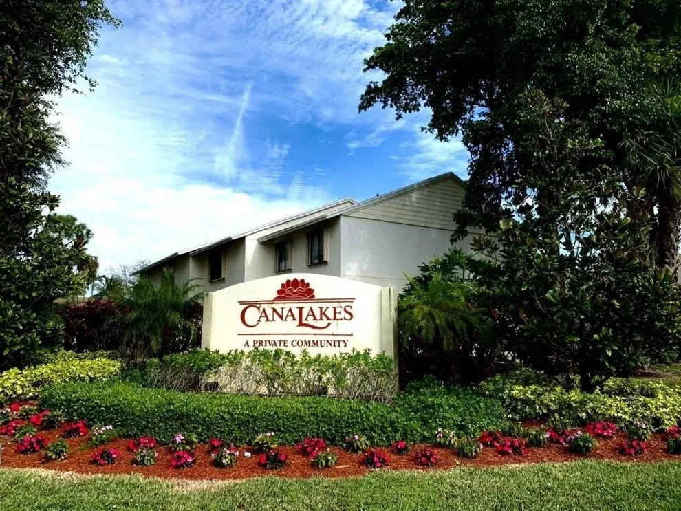 Unit for sale at 202 Shoreview Drive, Greenacres, FL 33463