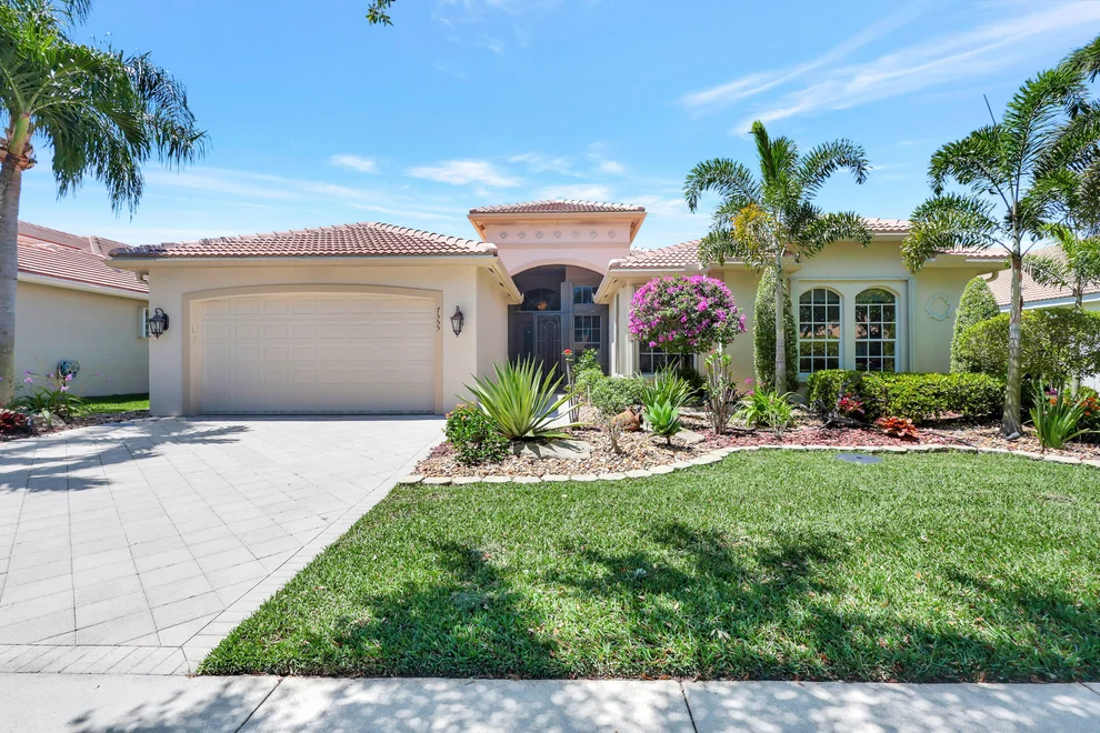 Unit for sale at 7555 Tarpon Cove Circle, Lake Worth, FL 33467