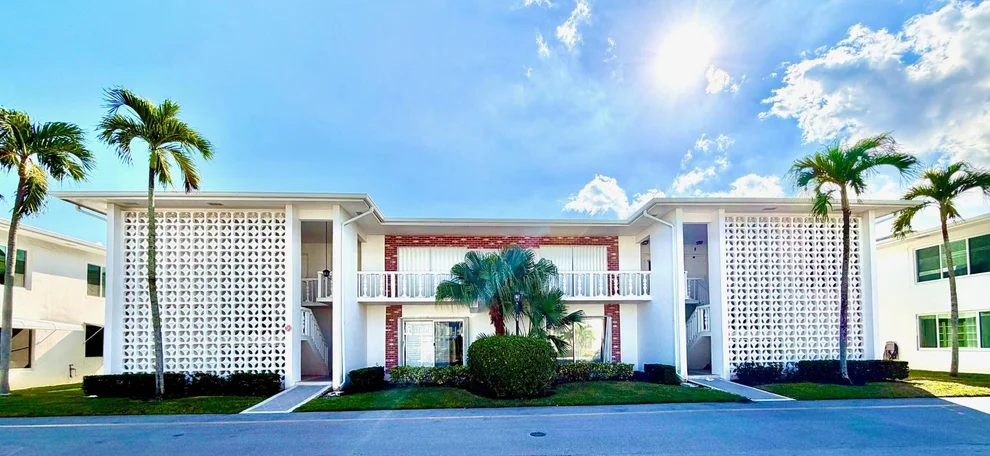 Unit for sale at 4501 S Ocean Boulevard, South Palm Beach, FL 33480