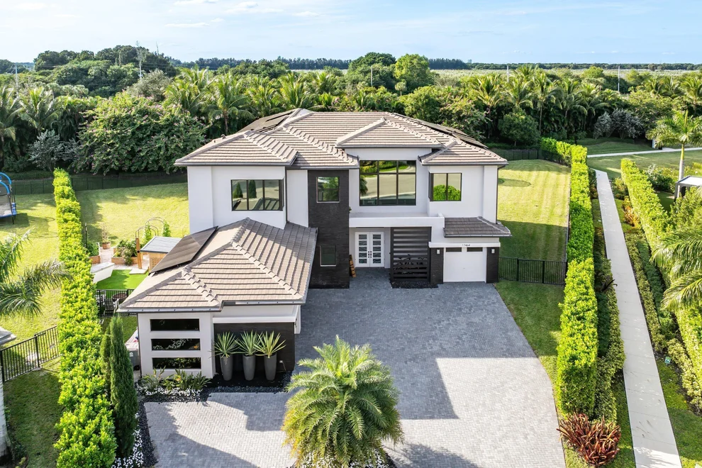 Unit for sale at 17464 Ponte Chiasso Drive, Boca Raton, FL 33496