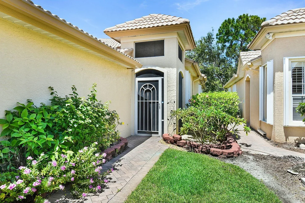 Unit for sale at 3611 NW Willow Creek Drive, Jensen Beach, FL 34957