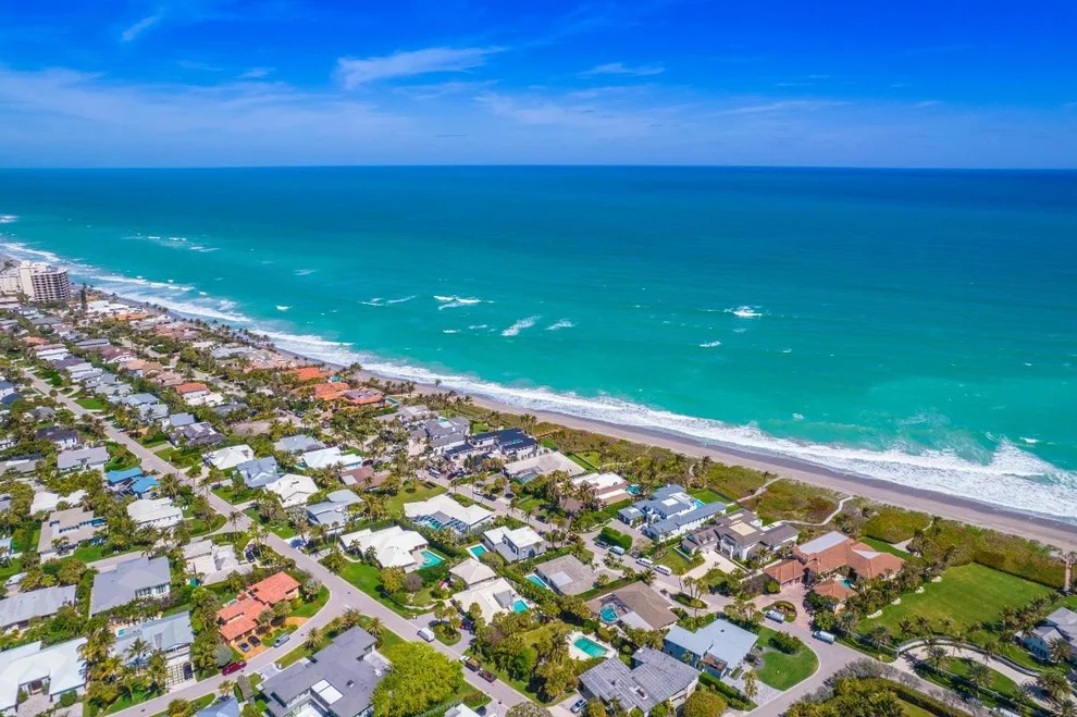 Unit for sale at 74 Lighthouse Drive, Jupiter Inlet Colony, FL 33469