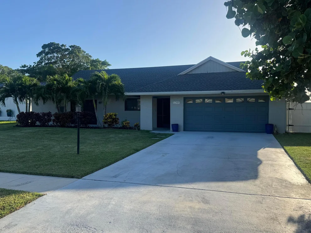 Unit for sale at 5749 Adair Way, Lake Worth, FL 33467