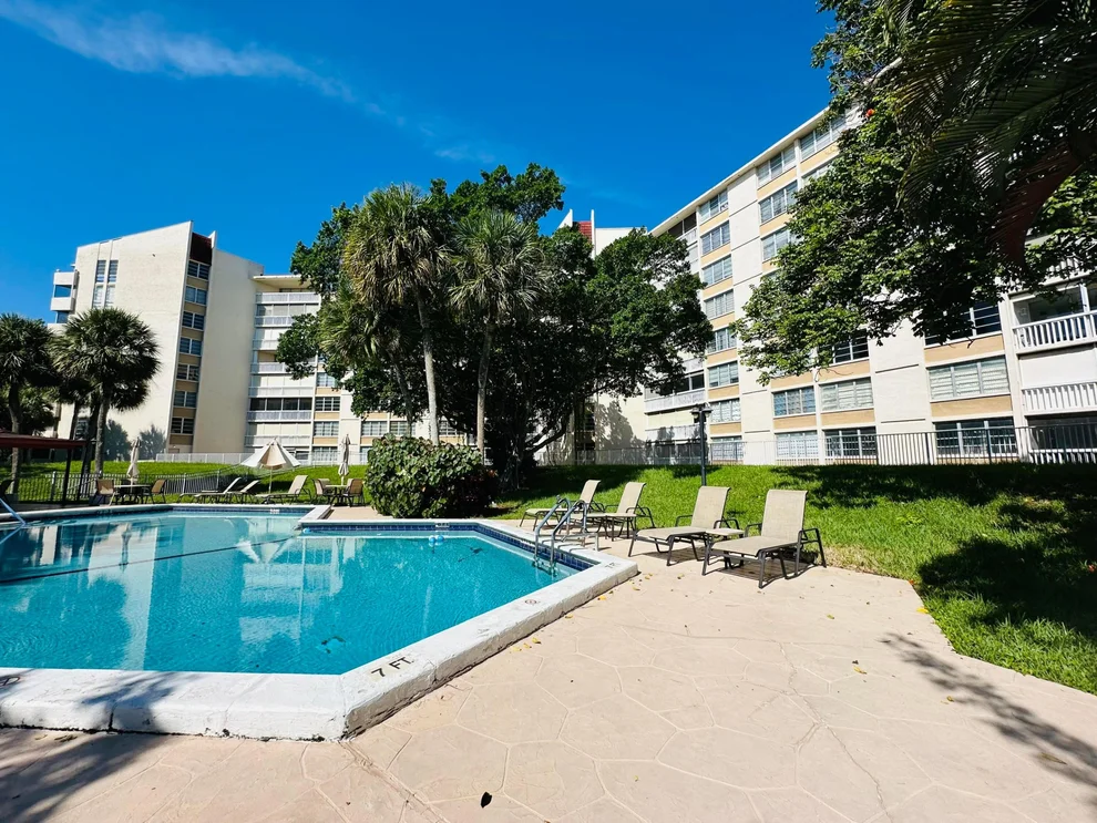 Unit for sale at 6902 Environ Boulevard, Lauderhill, FL 33319
