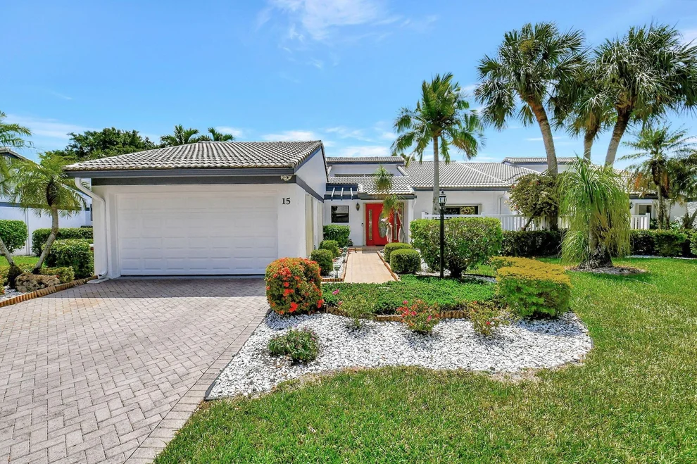 Unit for sale at 15 Villa Lane, Boynton Beach, FL 33436