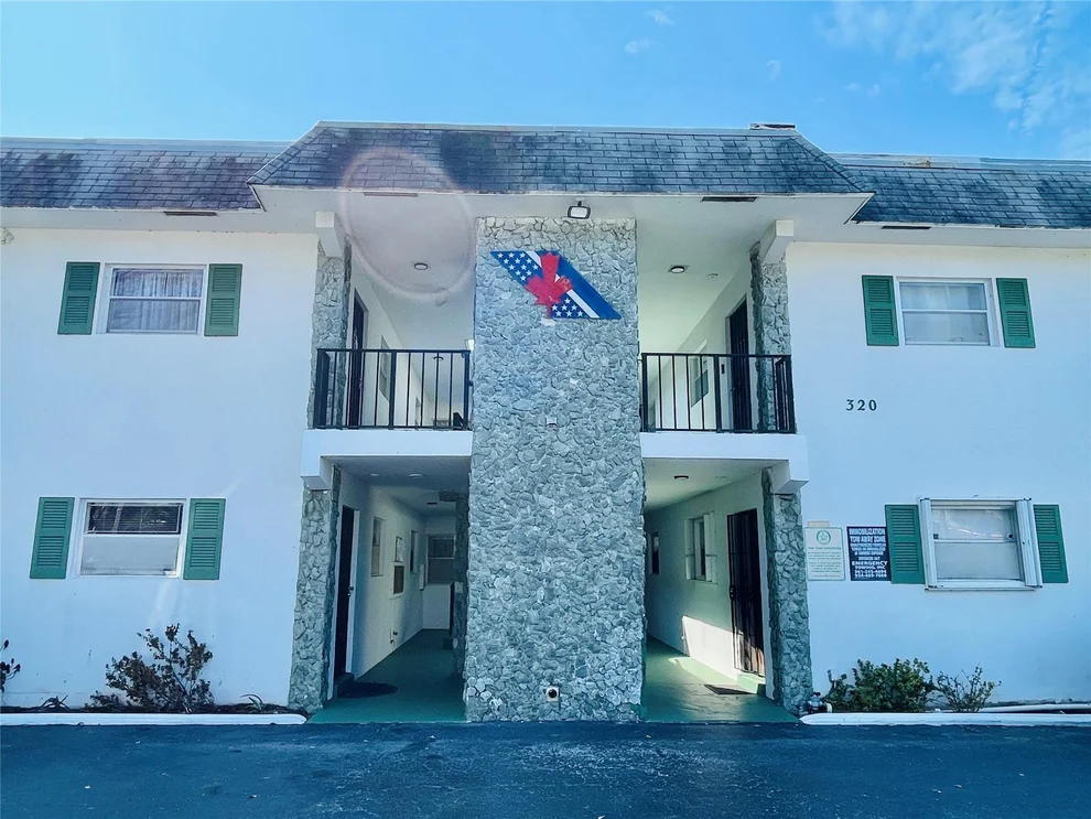 Unit for sale at 320 SW 1st Street, Pompano Beach, FL 33060