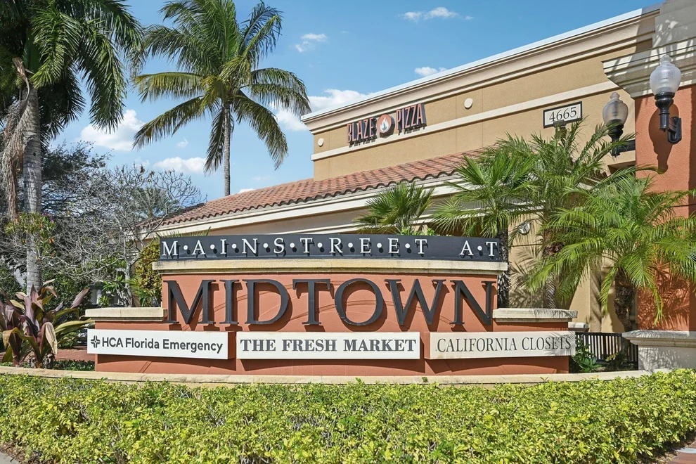 Unit for sale at 4883 Pga Boulevard, Palm Beach Gardens, FL 33418
