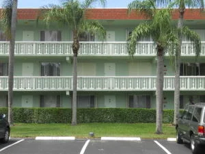Unit for sale at 3000 Springdale Boulevard, Palm Springs, FL 33461