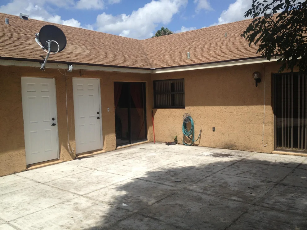 Unit for sale at 13972 Folkestone Circle, Wellington, FL 33414