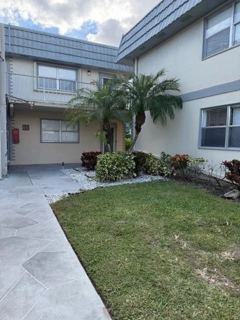 Unit for sale at 447 Brittany J, Delray Beach, FL 33446