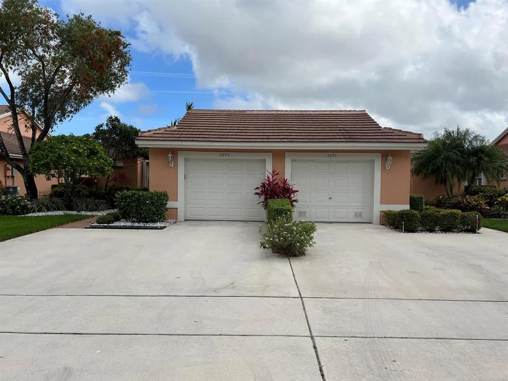 Unit for sale at 5775 Royal Lake Circle, Boynton Beach, FL 33437