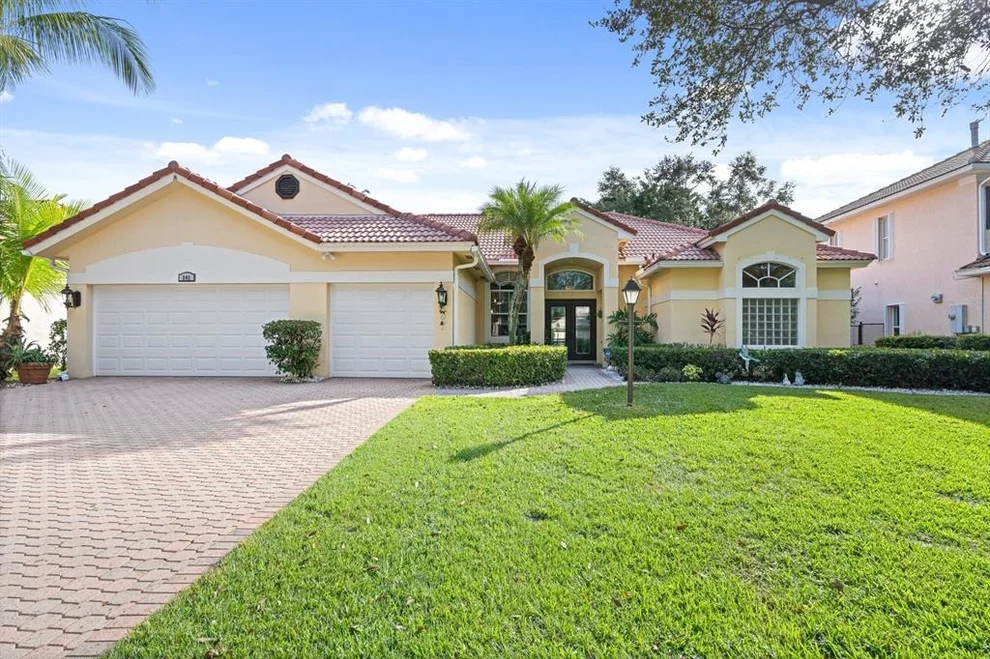 Unit for sale at 242 Bluejay Lane, Jupiter, FL 33458