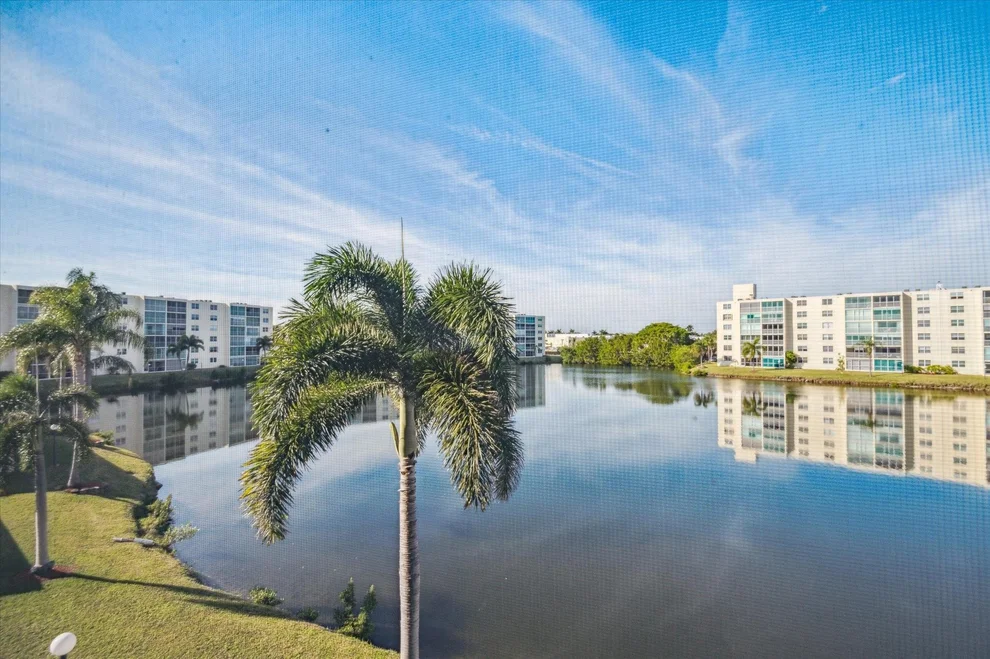 Unit for sale at 131 SE 3rd Avenue, Dania Beach, FL 33004