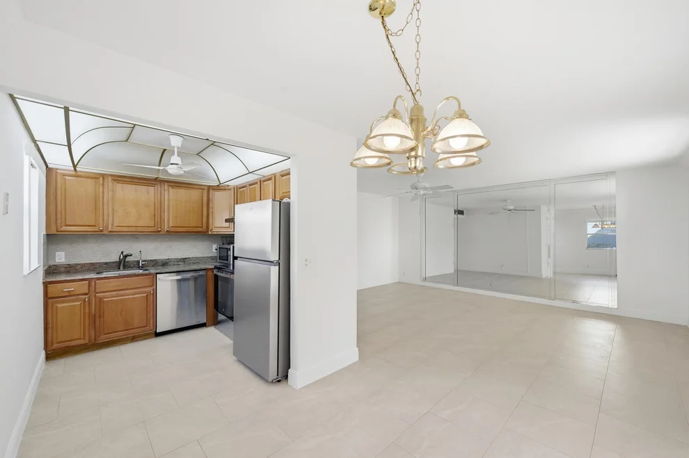 Unit for sale at 452 Brittany J, Delray Beach, FL 33446