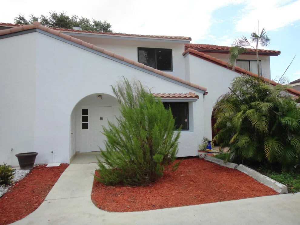 Unit for sale at 1314 The 12th Fairway, Wellington, FL 33414
