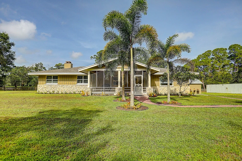 Unit for sale at 7770 SW Parkway Drive, Stuart, FL 34997
