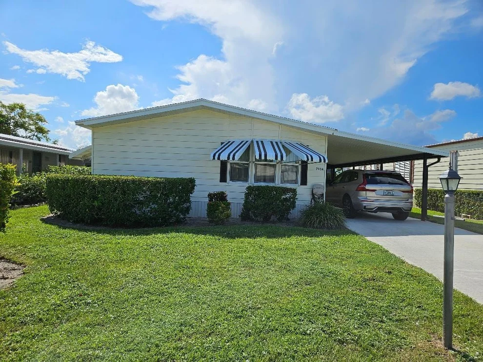 Unit for sale at 7934 SE Saratoga Drive, Hobe Sound, FL 33455