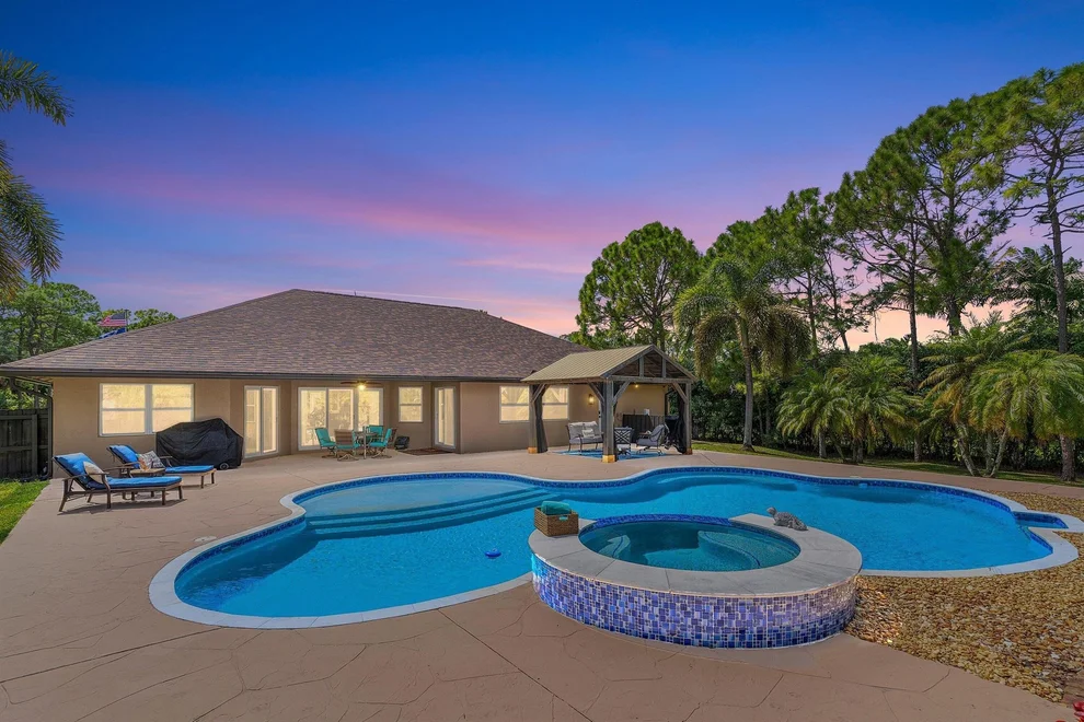 Unit for sale at 15745 66th Court N, Loxahatchee, FL 33470
