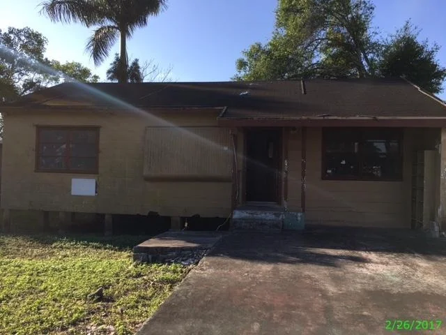 Unit for sale at 200 NW I, Belle Glade, FL 33430