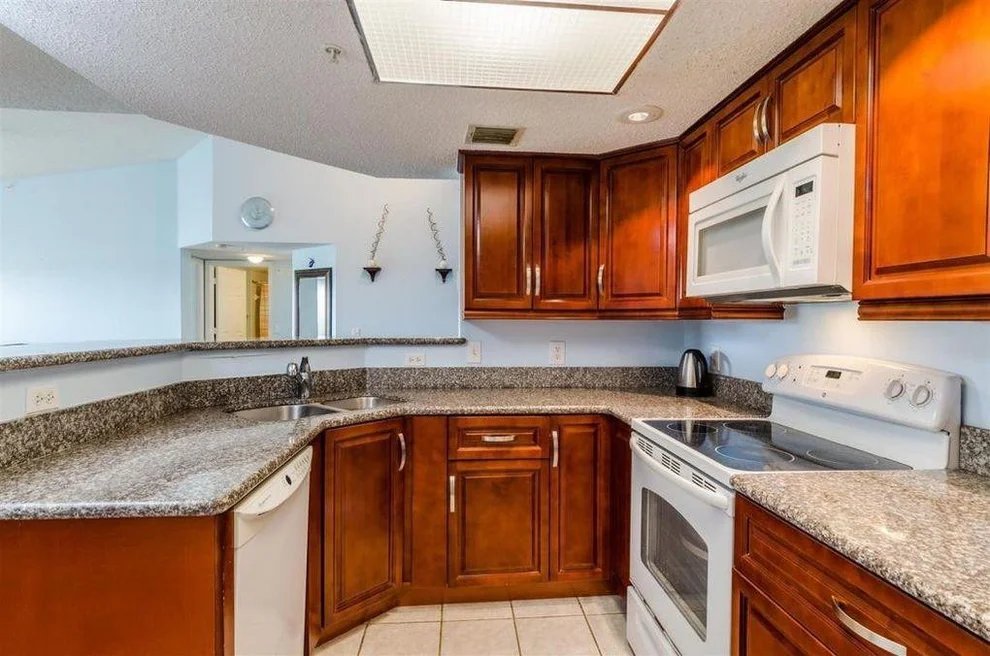 Unit for sale at 5025 Wiles Road, Coconut Creek, FL 33073