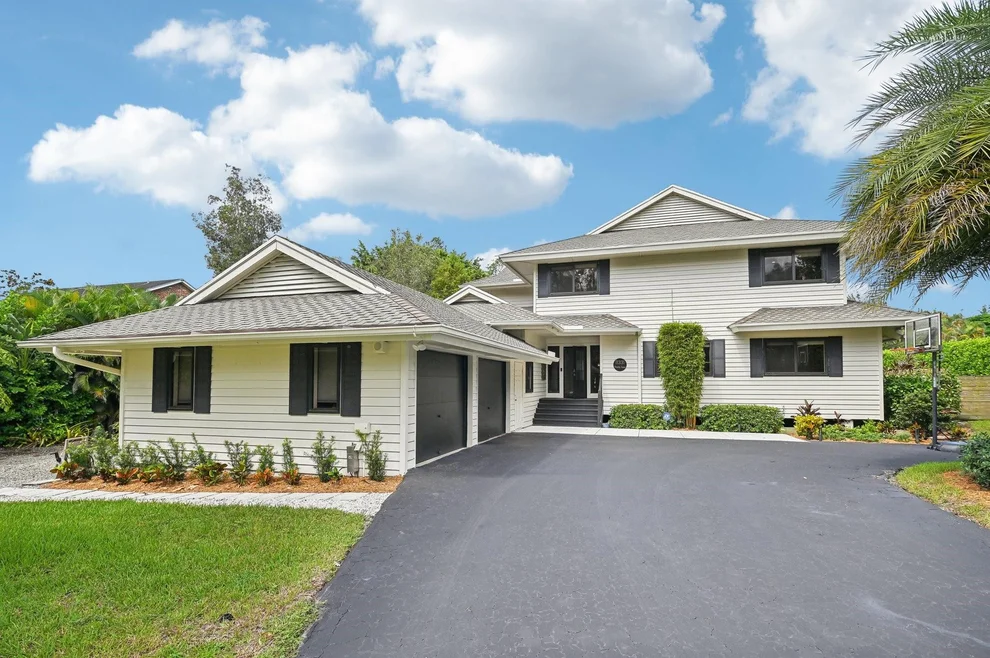 Unit for sale at 11331 SW 1st Court, Plantation, FL 33325