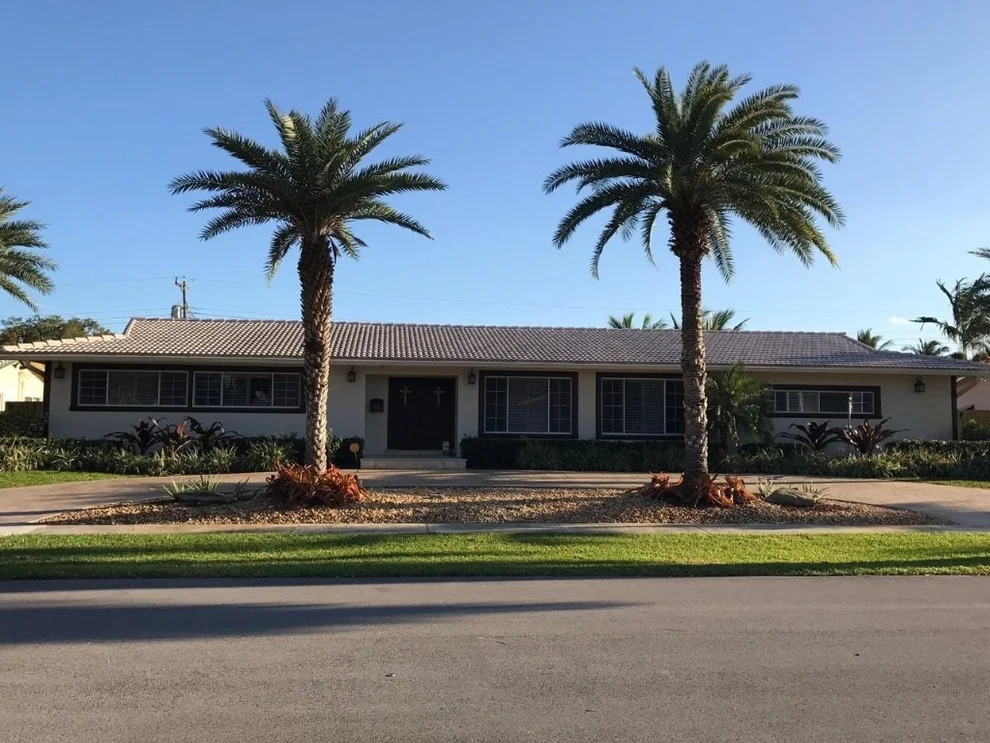 Unit for sale at 4830 Taylor Street, Hollywood, FL 33021