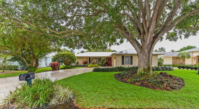 Unit for sale at 9872 SE Little Club Way S, Tequesta, FL 33469