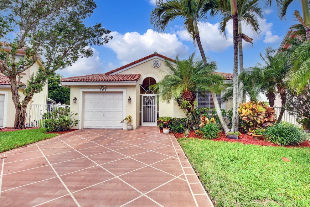 Unit for sale at 5642 Kingsmill Court, Lake Worth, FL 33463