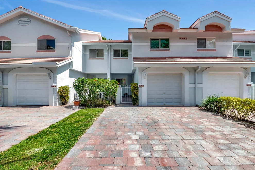 Unit for sale at 6191 Old Court 803 Road, Boca Raton, FL 33433
